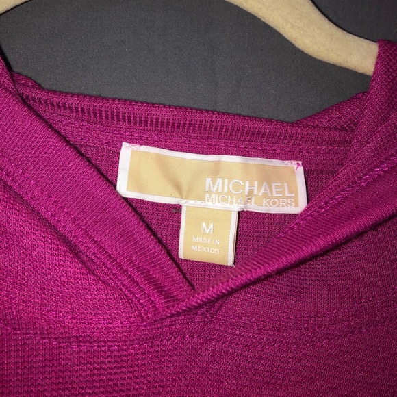 Micheal Kors long sleeved top (tags on never worn) - Picture 3 of 6